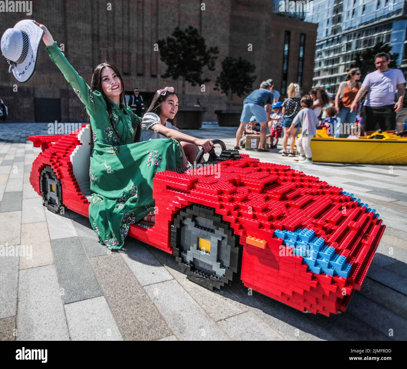 London UK 06.Aug 2022 Fun for all the family with stunning brick-based sculptures – a giant squid, Mystical Beasts a Pegasus  a Hippogriff and astronaut Neil Armstrong. Paul Quezada-Neiman/Alamy Live News Stock Photo