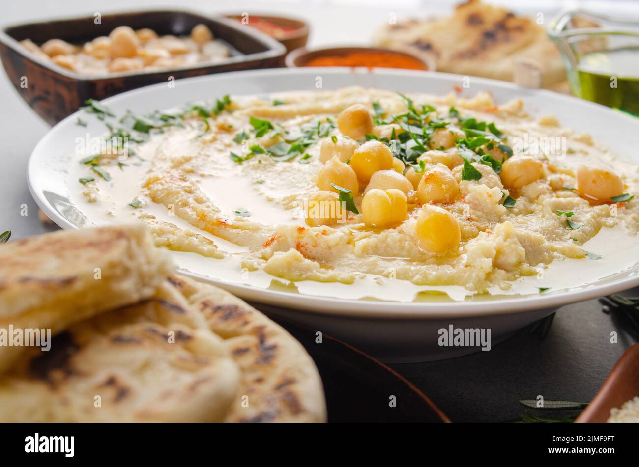 Tasty coriander leaves hires stock photography and images Alamy