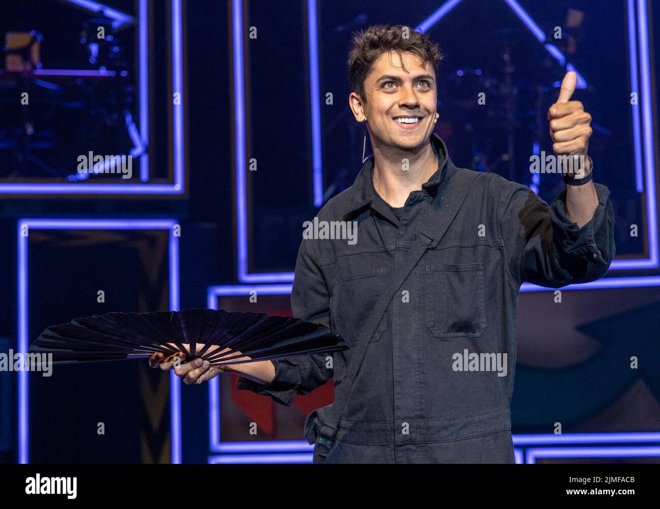 Ben hart returns to edinburgh with his show wonder hi-res stock