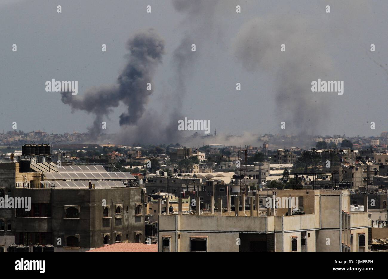 Smoke rise following Israeli airstrikes in southern Gaza on Saturday on August 6, 2022. Photo by Ismael Mohamad/UPI Credit: UPI/Alamy Live News Stock Photo