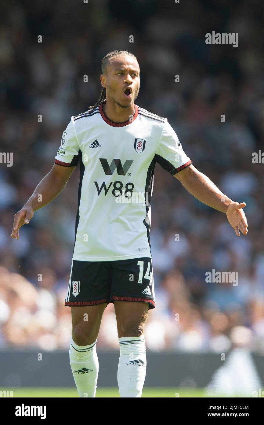 London, UK. 06th Aug, 2022. Bobby Reid of Fulham during the Premier League match between Fulham and Liverpool at Craven Cottage, London, England on 6 August 2022. Photo by Salvio Calabrese. Editorial use only, license required for commercial use. No use in betting, games or a single club/league/player publications. Credit: UK Sports Pics Ltd/Alamy Live News Stock Photo