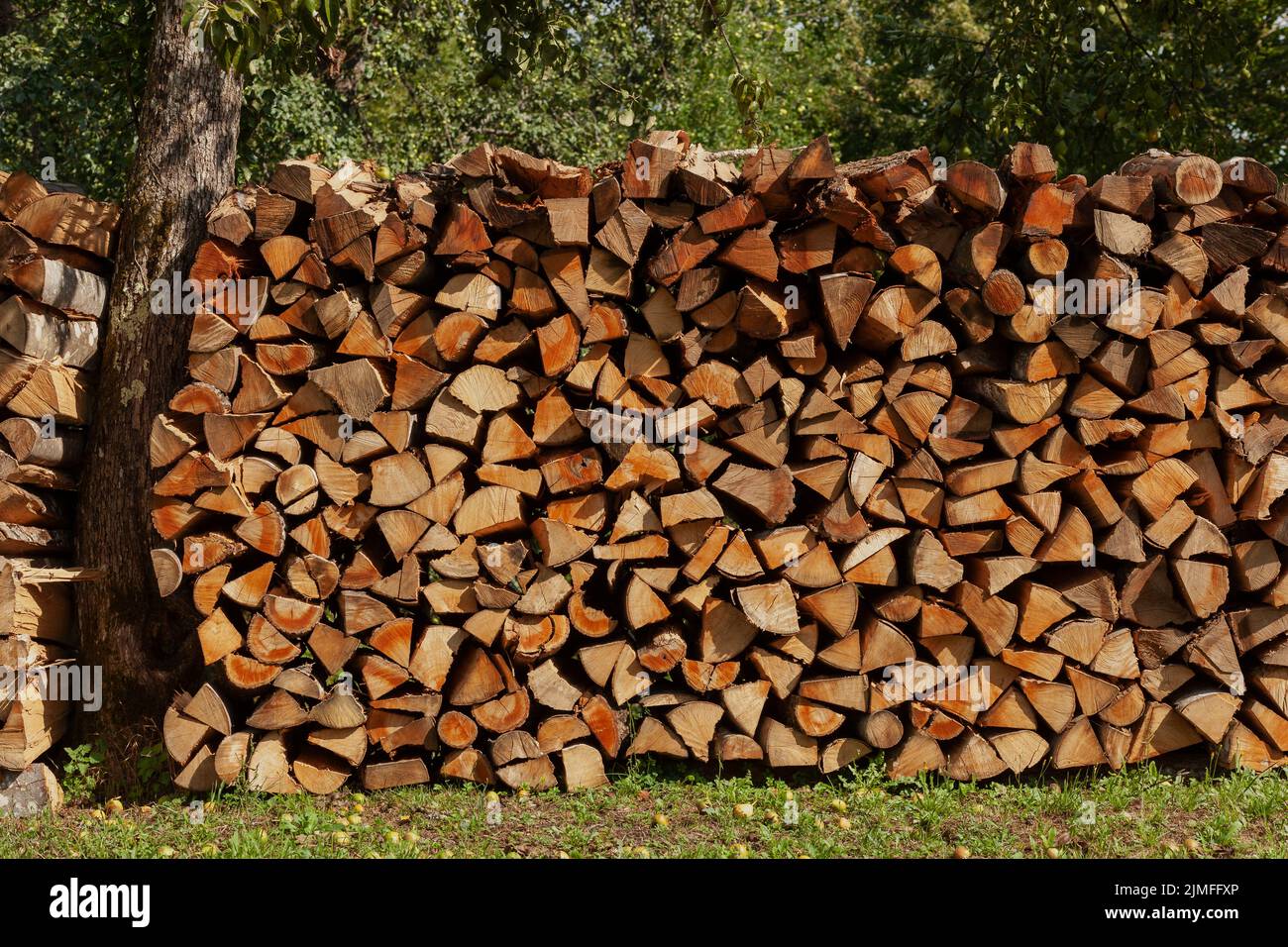 Neatly stacked pile cut hi-res stock photography and images - Alamy