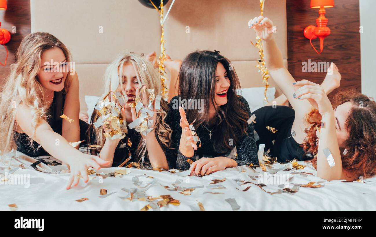 Party Girl Pics