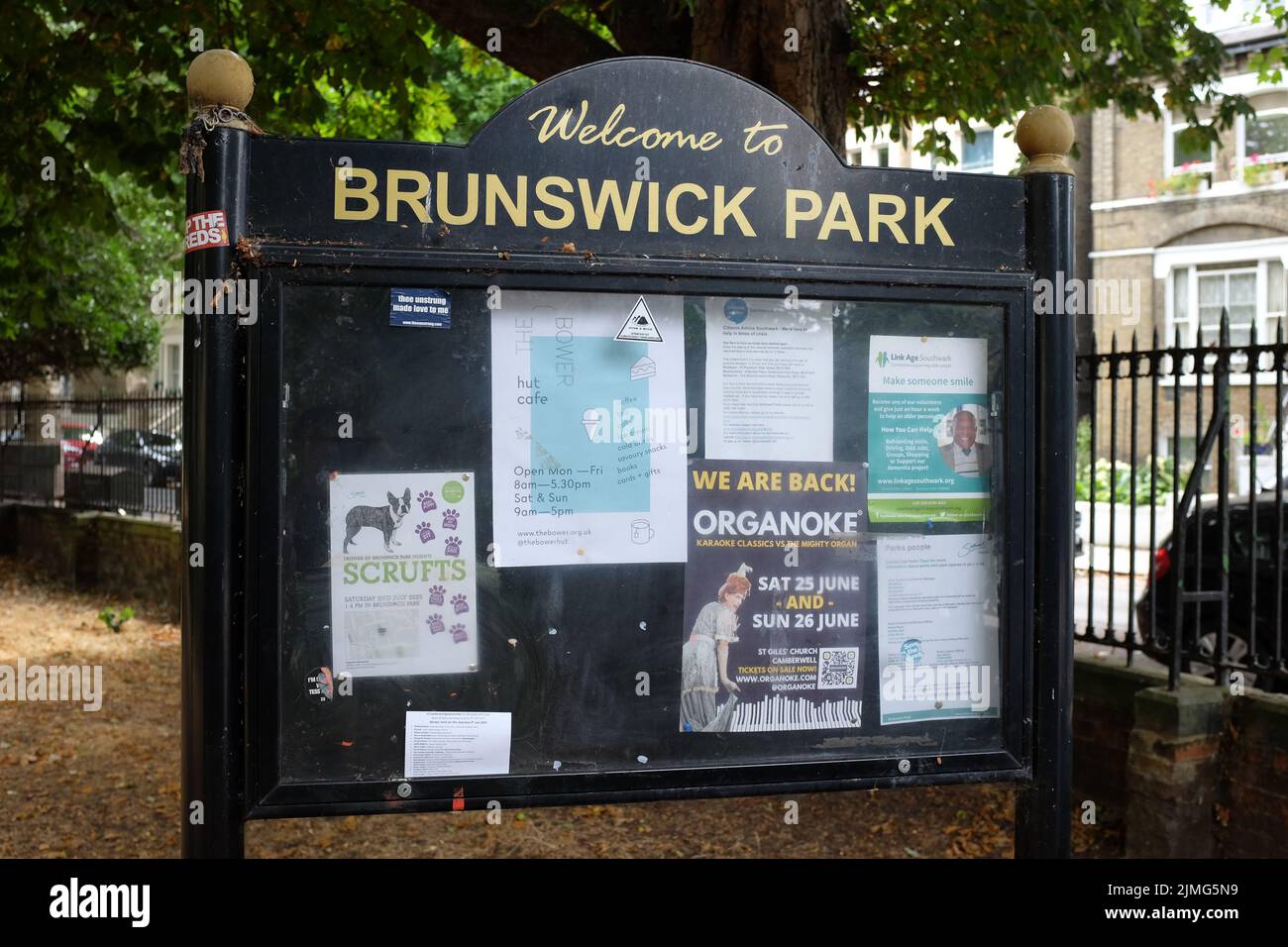A sign at the entrance of Brunswick Park in Camberwell, south-east London, England. Stock Photo