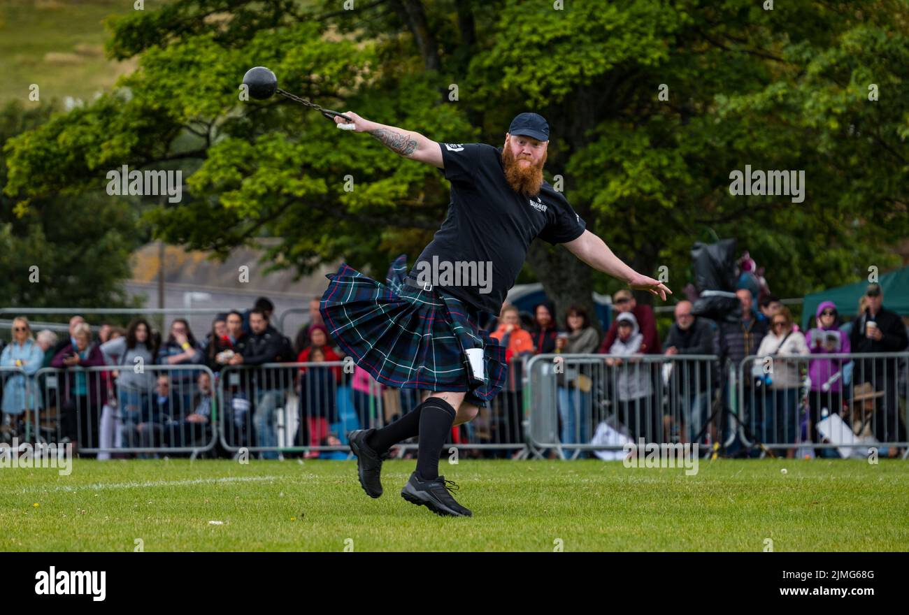 North Berwick, East Lothian, Scotland, United Kingdom, 6th August 2022. North Berwick Highland games: the annual games takes place at the recreation ground in the seaside town. Pictured: the ball and chain throwing competiion. Credit: Sally Anderson/Alamy Live News Stock Photo