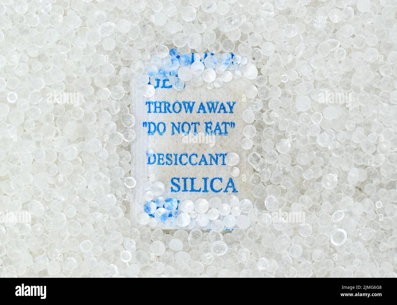 Silica gel pouches hi-res stock photography and images - Alamy