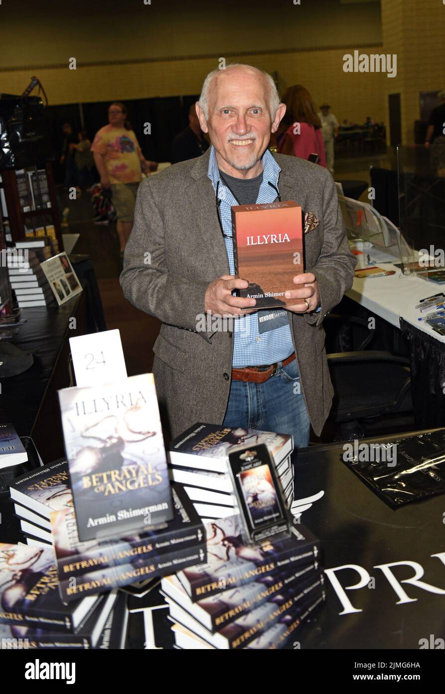 Knoxville, TN, USA. 5th Aug, 2022. Armin Shimerman in attendance for Fanboy Expo 2022, Knoxville Convention Center, Knoxville, TN August 5, 2022. Credit: Derek Storm/Everett Collection/Alamy Live News Stock Photo