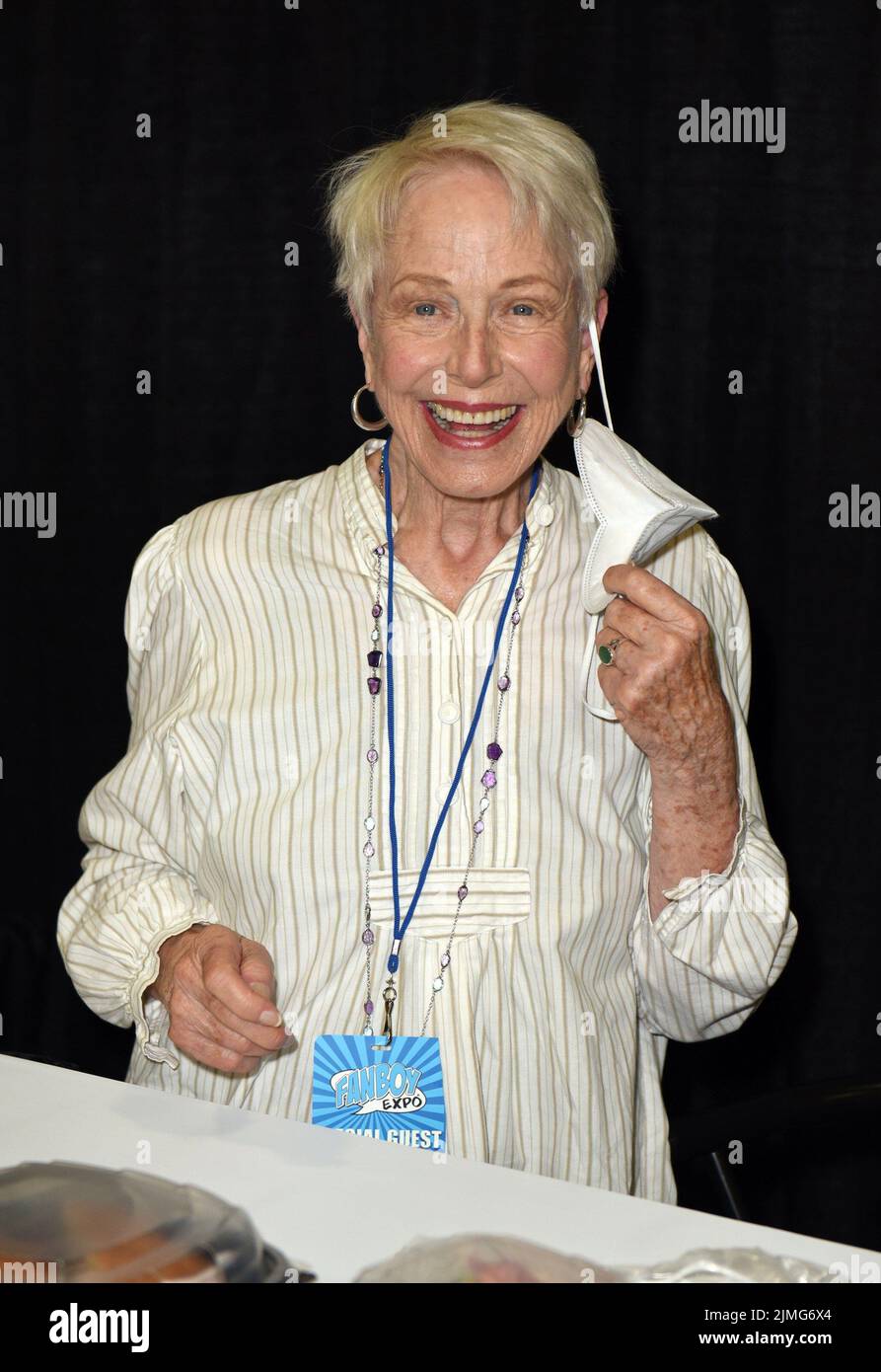 Knoxville, TN, USA. 5th Aug, 2022. Karen Grassle in attendance for Fanboy Expo 2022, Knoxville Convention Center, Knoxville, TN August 5, 2022. Credit: Derek Storm/Everett Collection/Alamy Live News Stock Photo