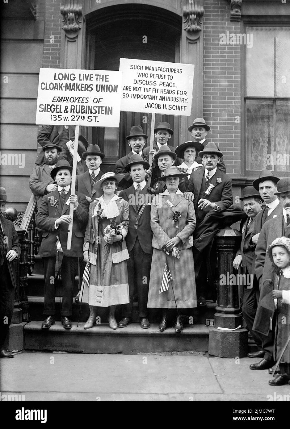 Striking Garment Workers, Cloak Makers Union, Union Square, New York City, New York, USA, Bain News Service, 1916 Stock Photo