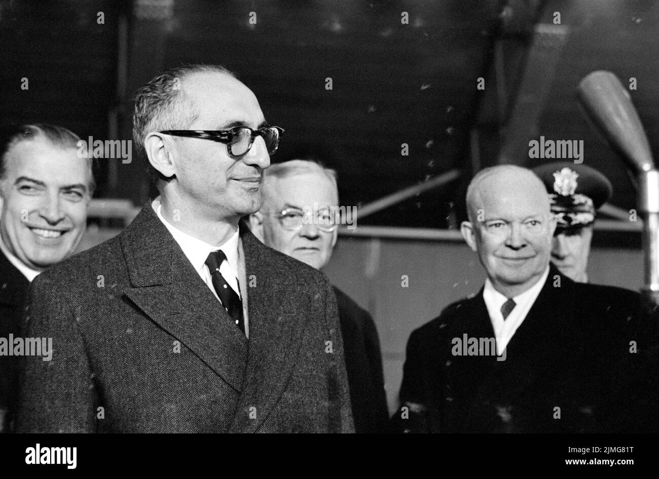 Arturo Frondizi, President of Argentina, with U.S. President Dwight Eisenhower and others during his arrival in Washington, D.C., USA, Marion S. Trikosko, U.S. News & World Report Magazine Photograph Collection, January 19, 1959 Stock Photo