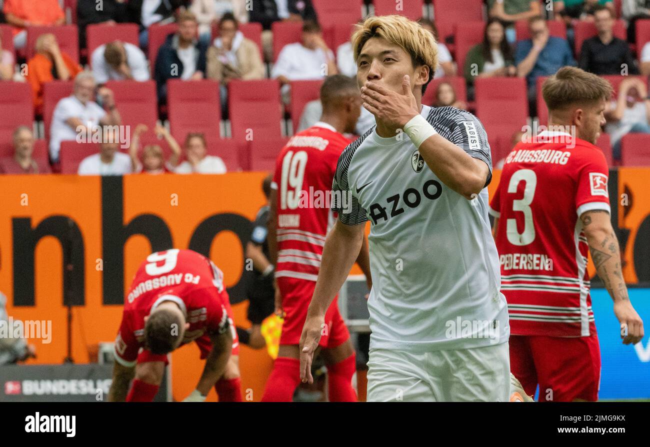 Augsburg, Germany. 06th Aug, 2022. Soccer, Bundesliga, FC Augsburg - SC Freiburg, Matchday 1, WWK-Arena. Freiburg's Ritsu Doan celebrates after his goal for 0:4. Credit: Stefan Puchner/dpa - IMPORTANT NOTE: In accordance with the requirements of the DFL Deutsche Fußball Liga and the DFB Deutscher Fußball-Bund, it is prohibited to use or have used photographs taken in the stadium and/or of the match in the form of sequence pictures and/or video-like photo series./dpa/Alamy Live News Stock Photo