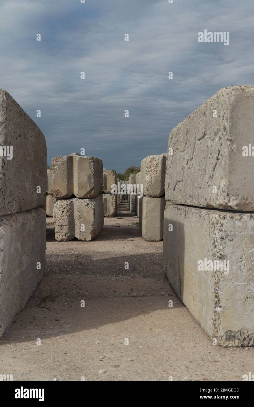 Shot array concrete blocks hi-res stock photography and images - Alamy