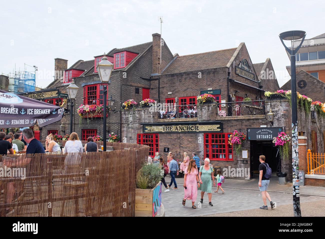 The Anchor Pub in Bankside, Southwark, London, England. Stock Photo