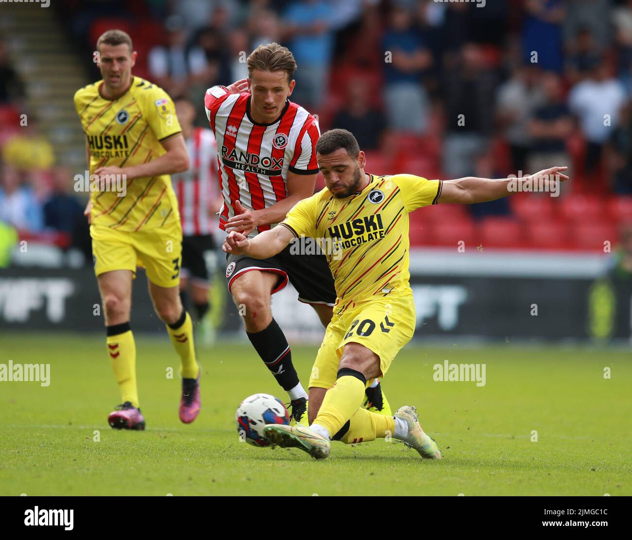 LONDON, United Kingdom, JULY 14:L-R Mason Bennett of Millwall Blackburn  Rovers' Elliott Bennett and Blackburn Rovers' Christian Walton during EFL  Sky Stock Photo - Alamy