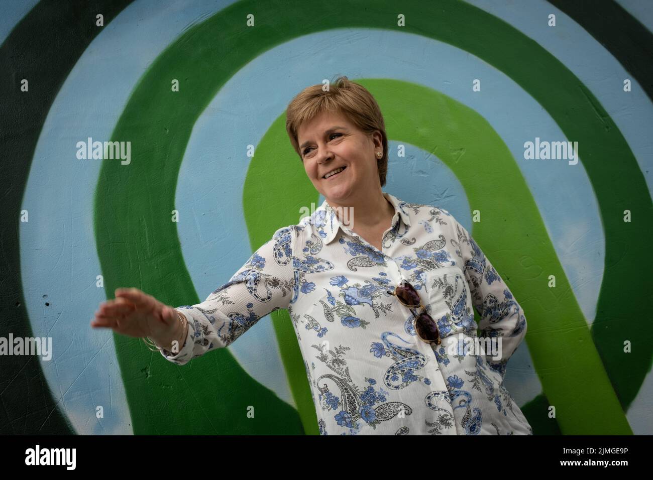 Glasgow, UK, 6th August 2022. Scottish First Minister Nicola Sturgeon made an appearance and short speech to open the Govanhill International Festival and Carnival in Queen’s Park, in Glasgow, Scotland, 6 August 2022. Photo credit: Jeremy Sutton-Hibbert/Alamy Live News. Stock Photo