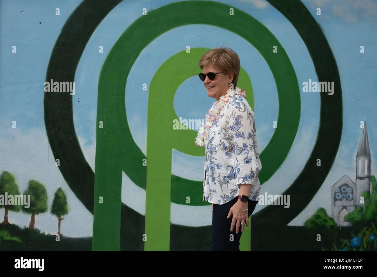Glasgow, UK, 6th August 2022. Scottish First Minister Nicola Sturgeon made an appearance and short speech to open the Govanhill International Festival and Carnival in Queen’s Park, in Glasgow, Scotland, 6 August 2022. Stock Photo
