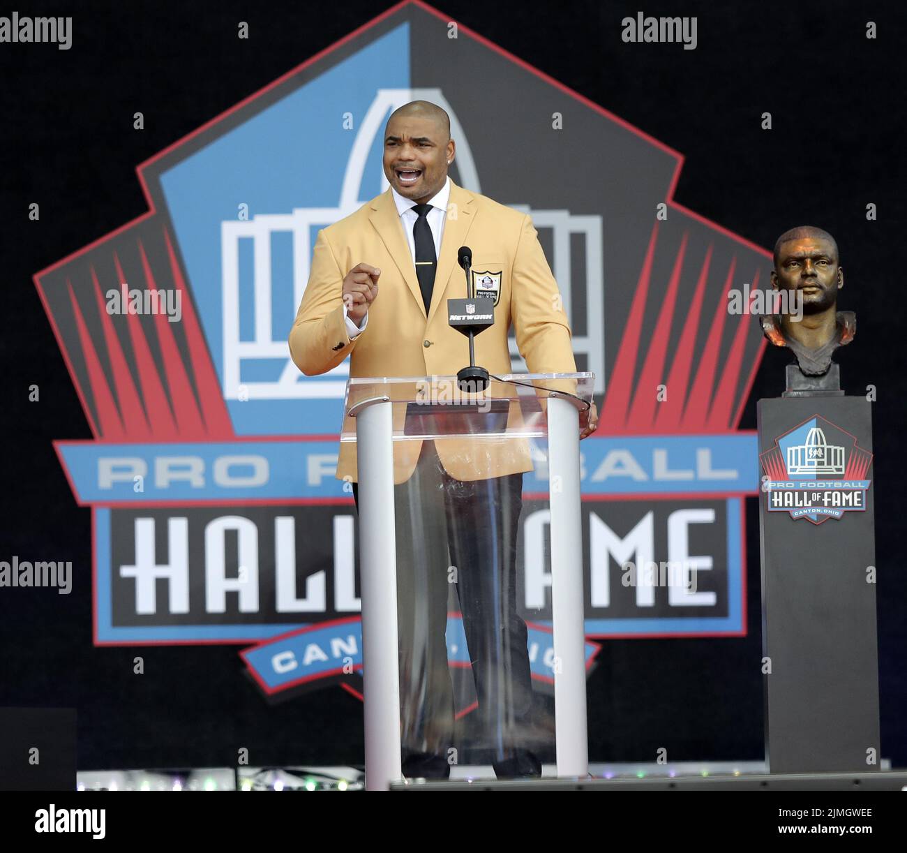 Richard Seymour becomes Patriots' 10th Pro Football Hall of Famer