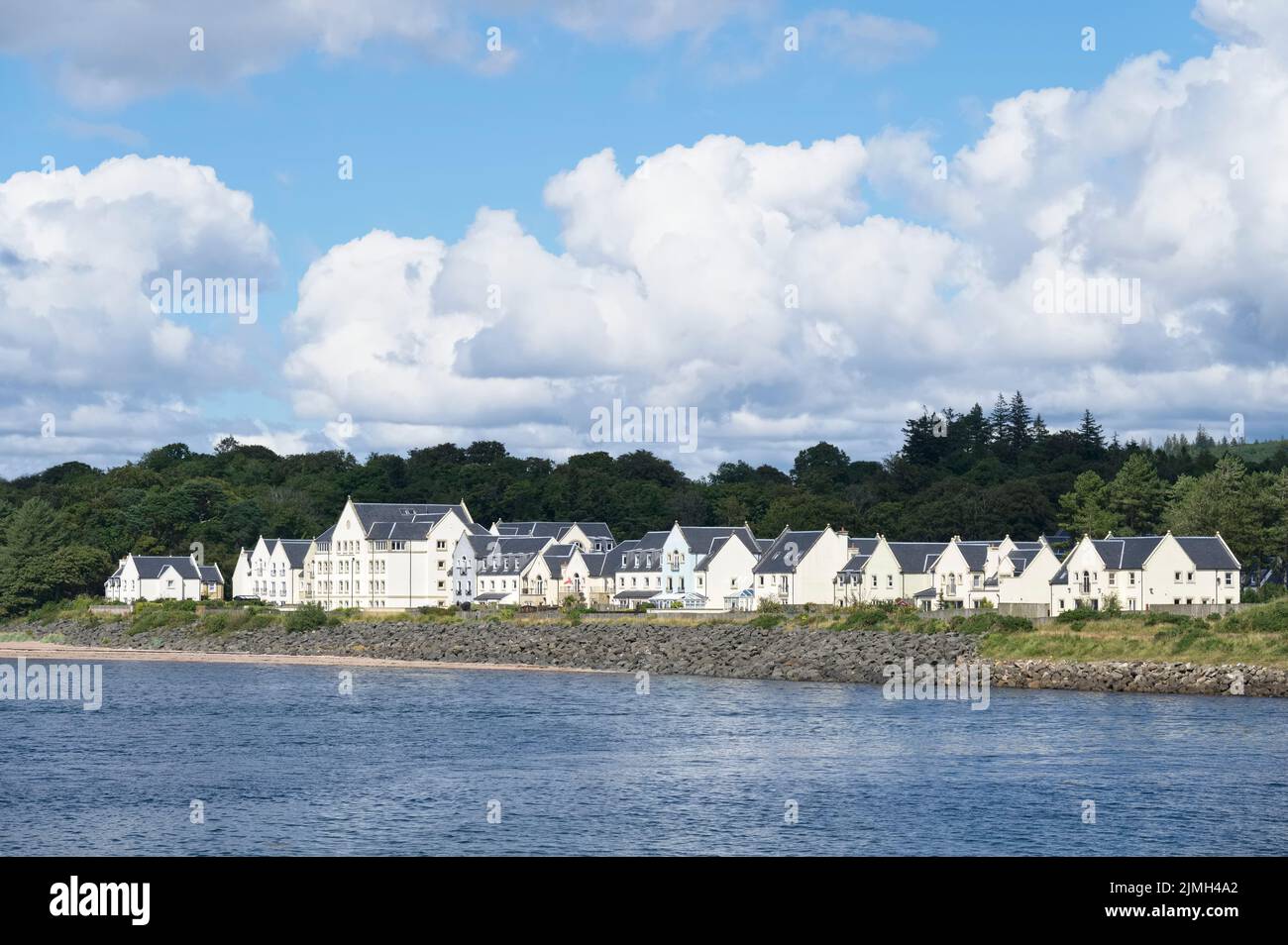 Coastal living for residents at Inverkip marina by the sea Stock Photo