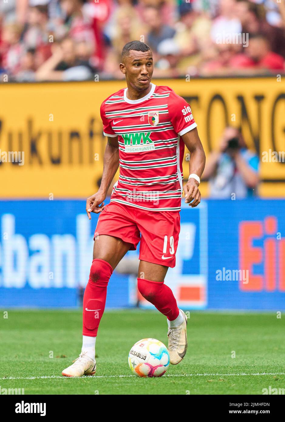 Felix UDUOKHAI, FCA 19  in the match FC AUGSBURG - SC FREIBURG 0-4 1.German Football League on Aug 06, 2022 in Augsburg, Germany. Season 2022/2023, matchday 1, 1.Bundesliga, FCB, Munich, 1.Spieltag © Peter Schatz / Alamy Live News    - DFL REGULATIONS PROHIBIT ANY USE OF PHOTOGRAPHS as IMAGE SEQUENCES and/or QUASI-VIDEO - Stock Photo