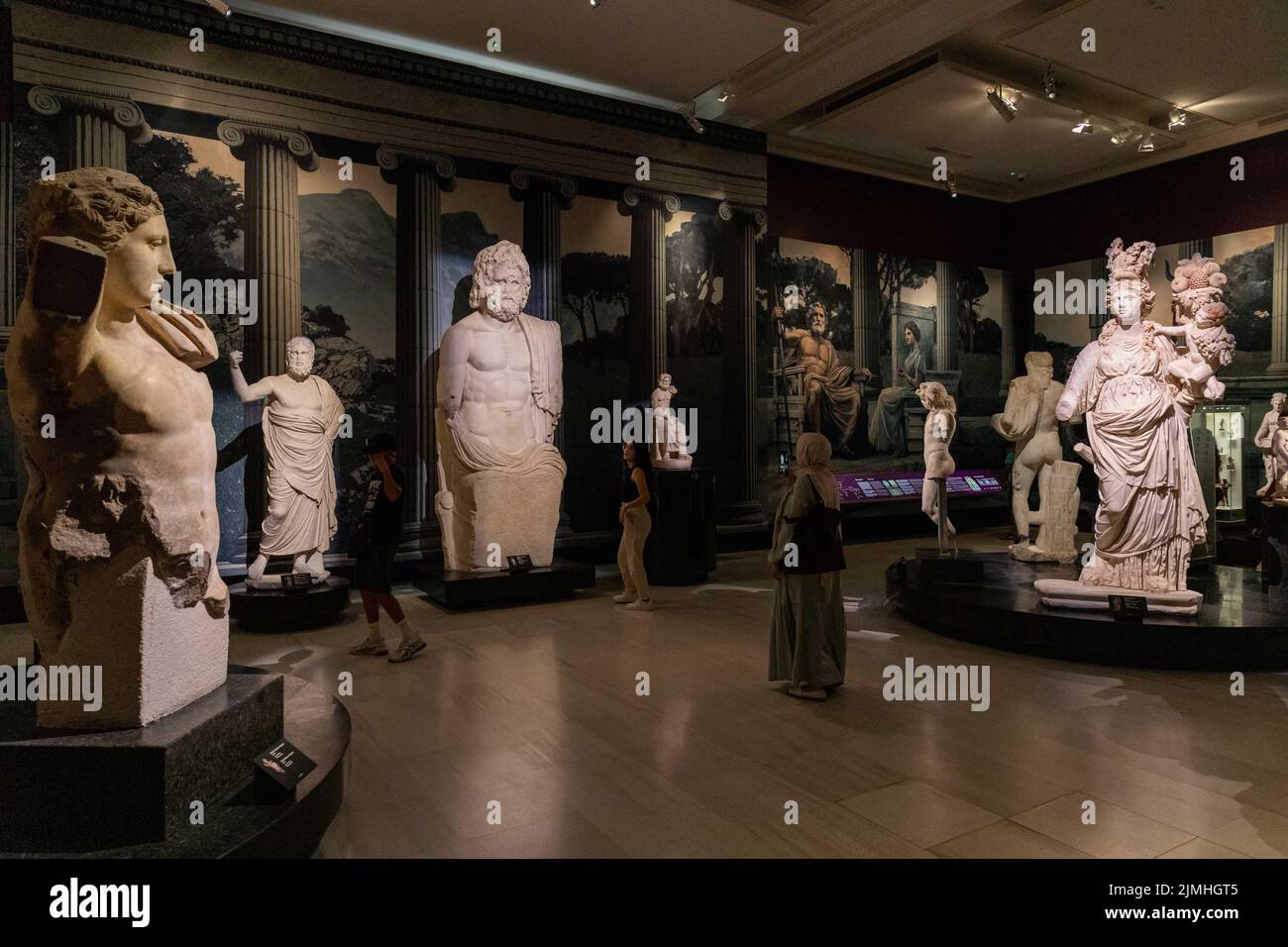 August 6, 2022 2nd century statues of Zeus in the Istanbul Archaeology