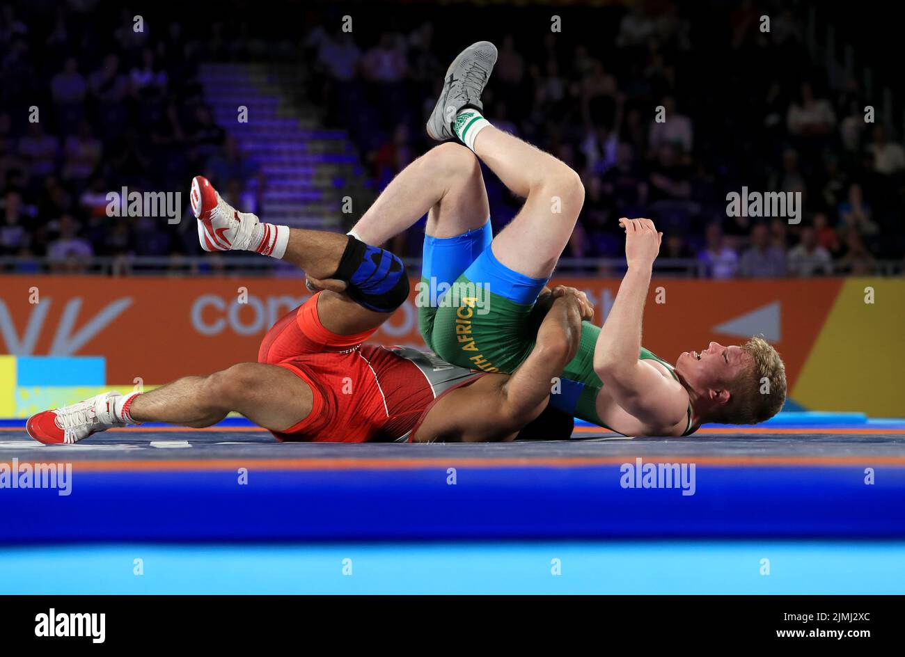 Canada’s Nishan Randhawa competes against South Affrica’s Nicolaas de Lange in the Men’s 97kg Gold Medal match at the Coventry Arena on day nine of the 2022 Commonwealth Games. Picture date: Saturday August 6, 2022. Stock Photo