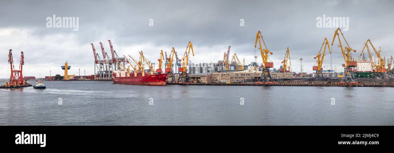 Odessa, Ukraine. 10th Sep, 2018. General view of the commercial sea port of Odessa with ships and loading cranes. For the first time since the beginning of the Russian war of aggression against Ukraine, a ship carrying grain has left the port of Odessa. This should make millions of tons of grain available again for the world market. Before the Russian war of aggression, Ukraine was one of the world's most important grain exporters. For them, billions in revenue from the sale of wheat and corn, among other commodities, is at stake. (Credit Image: © Mykhaylo Palinchak/SOPA Images via ZUMA Pr Stock Photo