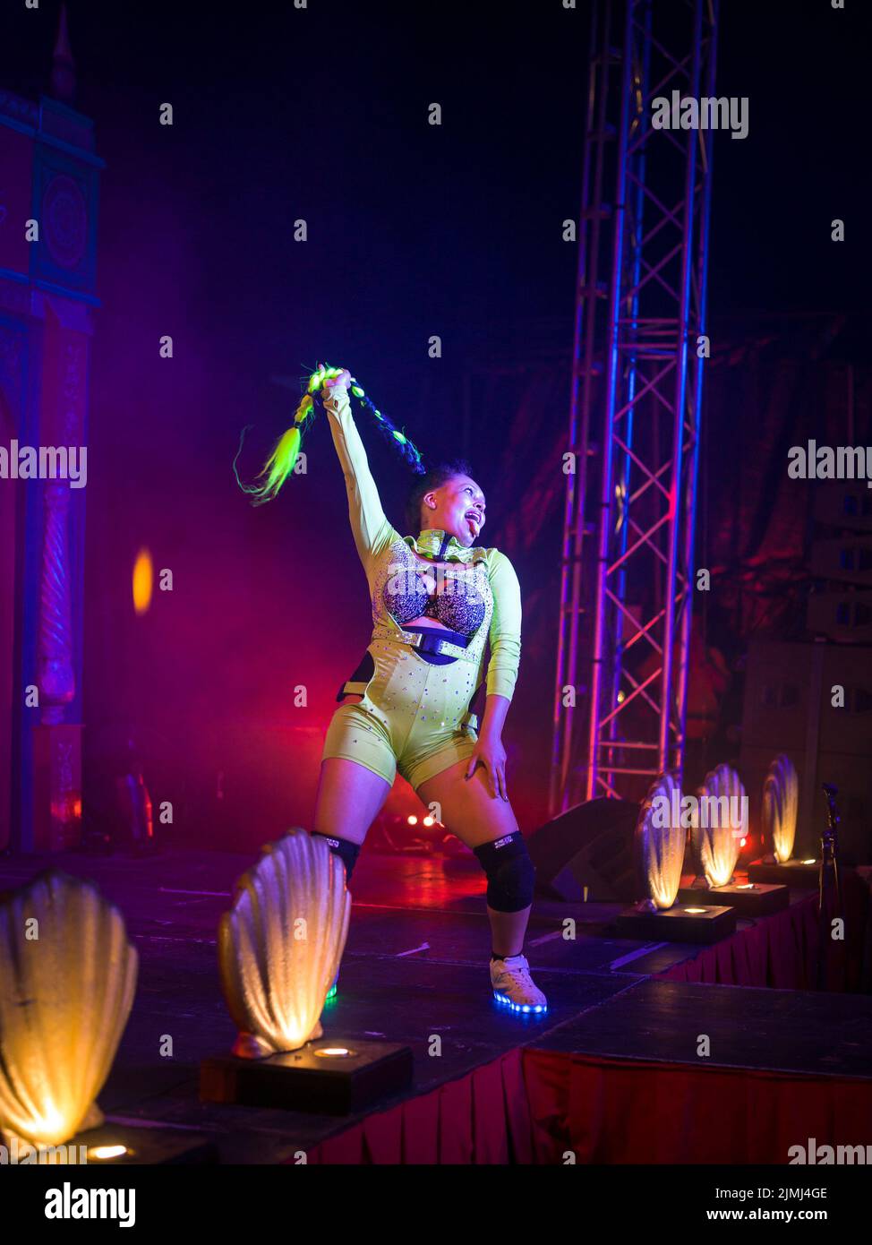 Oxfordshire, UK. 6th Aug, 2022. Burlesque performers on the third day of Wilderness Festival, Cornbury Park, Oxfordshire. Credit: Andrew Walmsley/Alamy Live News Stock Photo
