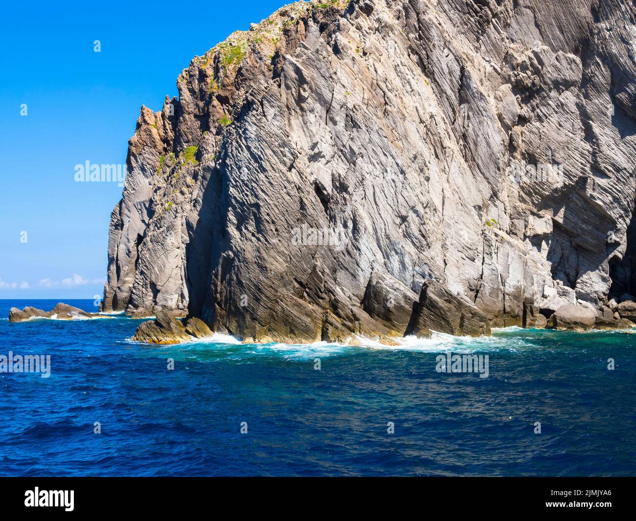 Flesen der Isola Dattilo, vulkanische Insel, Tyrrhenisches Meer, Äolische oder Liparische Inseln, Sizilien, Süditalien, Italien Stock Photo