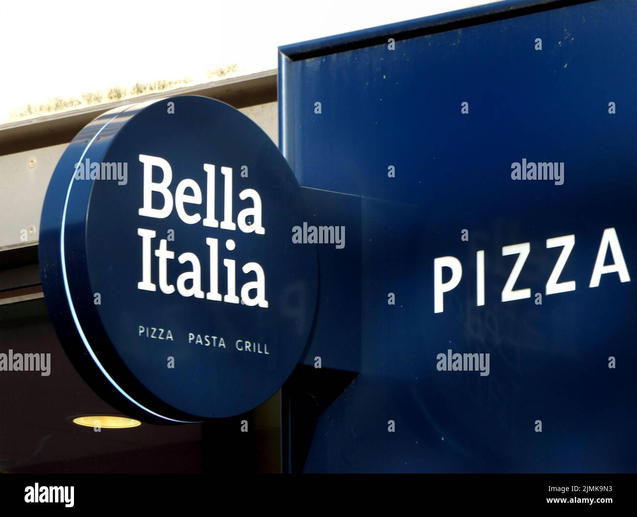 Slogan and logo above a bella pasta restaurant in briggate in leeds Stock Photo