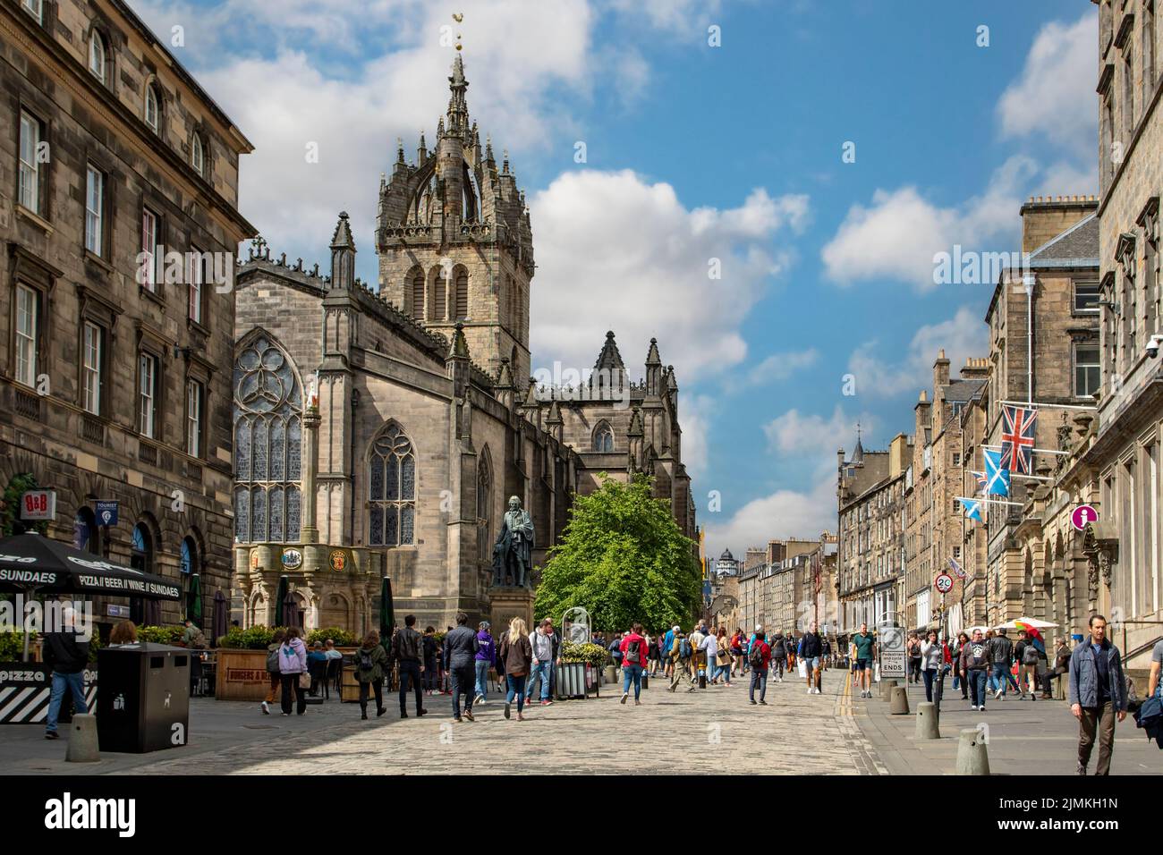 St Gile's Cathedral and the Royal Mile, Edinburgh, Mid-Lothian, Scotland Stock Photo