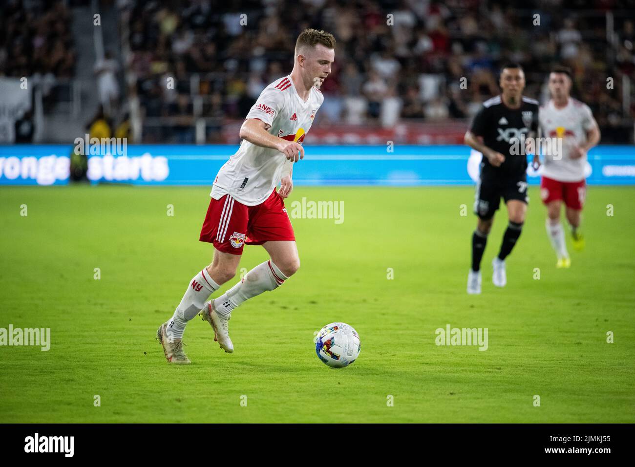 Cameron sloan hires stock photography and images Alamy