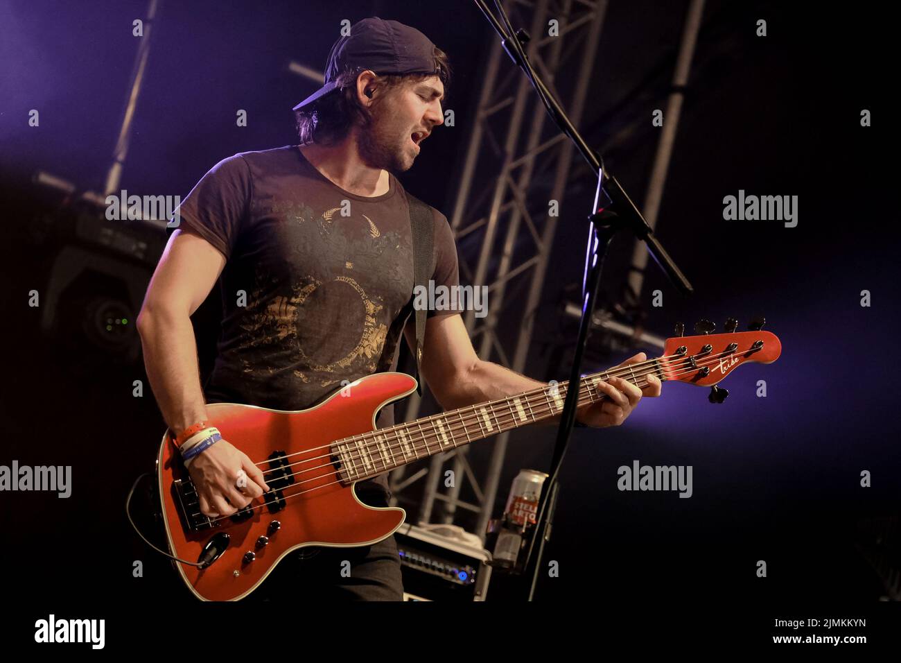 Wickham, UK. 06th Aug, 2022. Nick Wragg, bassist with British folk band ...