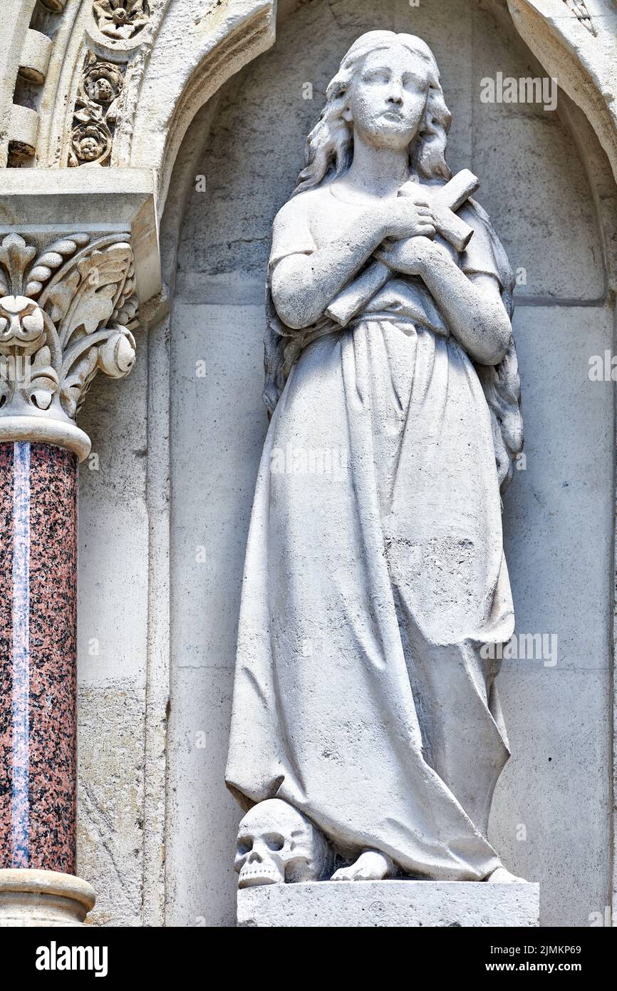 Detail of a statue on the water fountain opposite St Paul's cathedral, London, England. Stock Photo