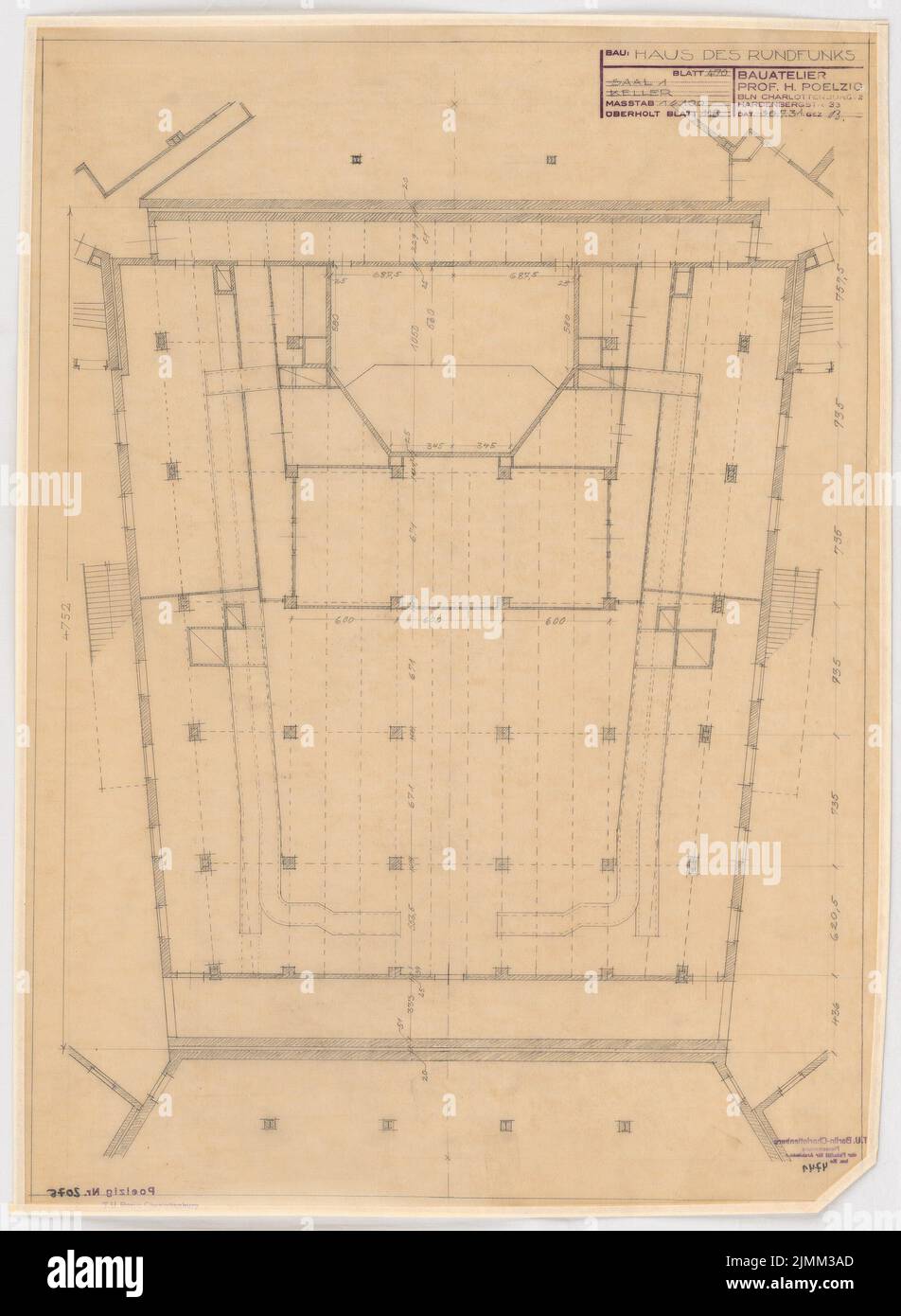 Poelzig Hans (1869-1936), Haus des Rundfunk, Berlin (July 30, 1931): Execution project, hall 1, floor plan KG 1: 100. Pencil on transparent, 69.4 x 50.8 cm (including scan edges) Stock Photo