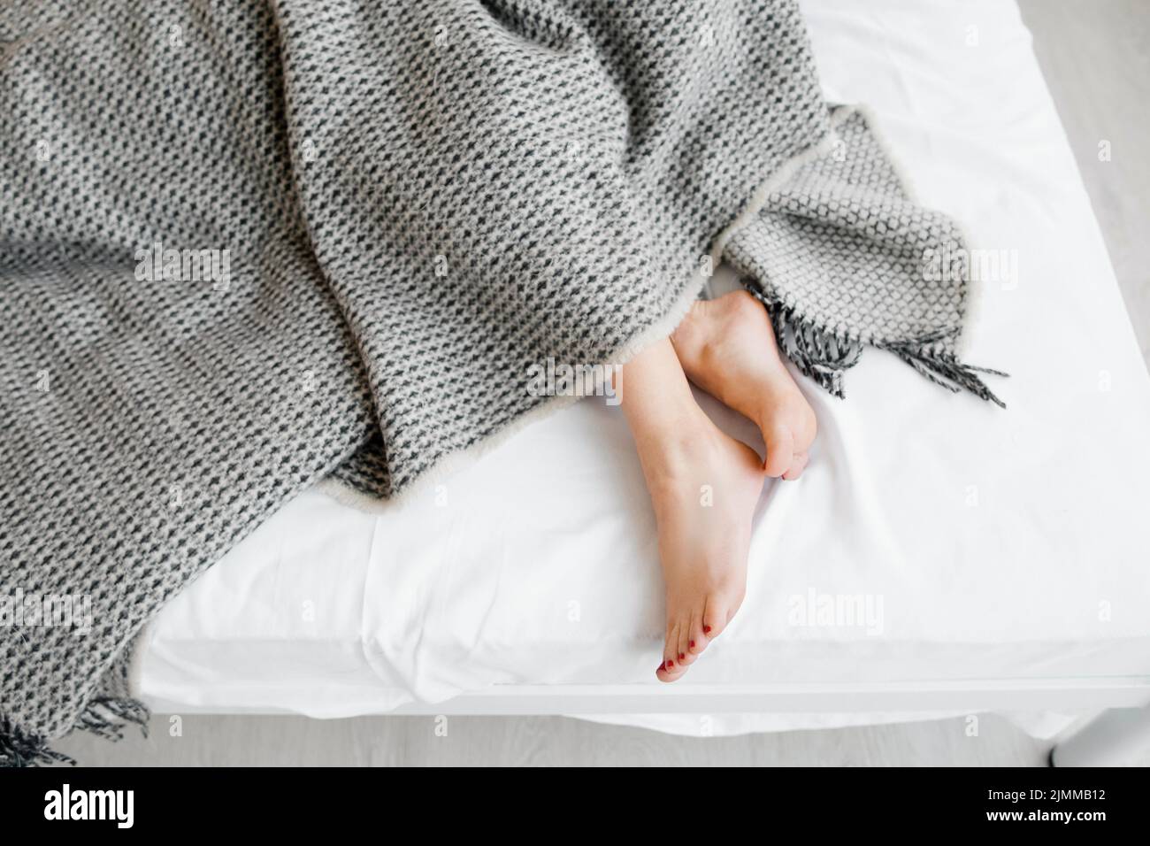 Feet female hires stock photography and images Alamy
