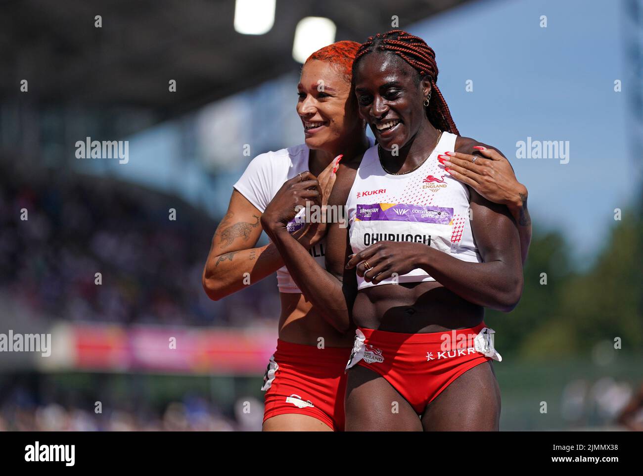 England's Victoria Ohuruogu (right) after winning silver, celebrates with Jodie Williams, who won bronze, after the Women's 400m Final at Alexander Stadium on day ten of the 2022 Commonwealth Games in Birmingham. Picture date: Sunday August 7, 2022. Stock Photo