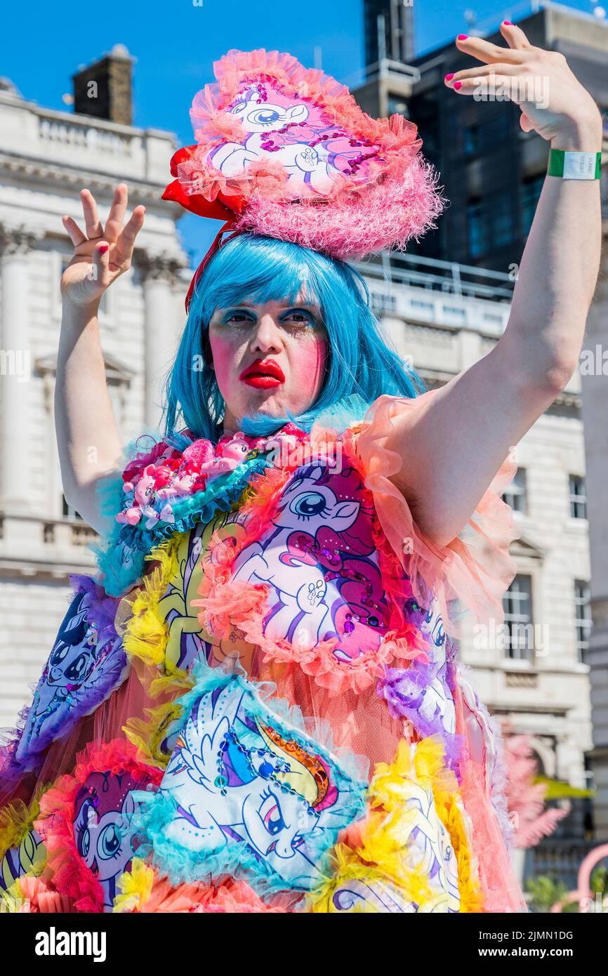 London, UK. 7th Aug, 2022. Internationally acclaimed drag collective Drag Syndrome take to the stage ahead of their day-to-night Sunday Street Party at Somerset House. It is part of This Bright Land, a new cultural festival created in collaboration with Gareth Pugh and Carson McColl, which runs until 29 August 2022. Credit: Guy Bell/Alamy Live News Stock Photo