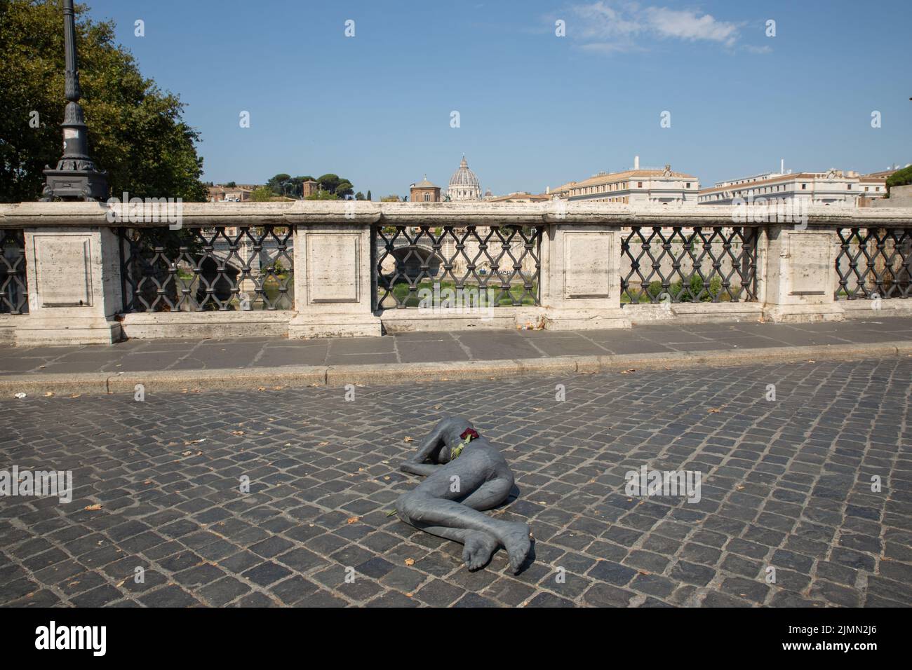 Rome, Italy. 07th Aug, 2022. View of the sculpture 'In Flagella Paratus Sum' made by Italian artist Jago, located on Sant'Angelo Bridge in Rome (Photo by Matteo Nardone/Pacific Press/Sipa USA) Credit: Sipa USA/Alamy Live News Stock Photo