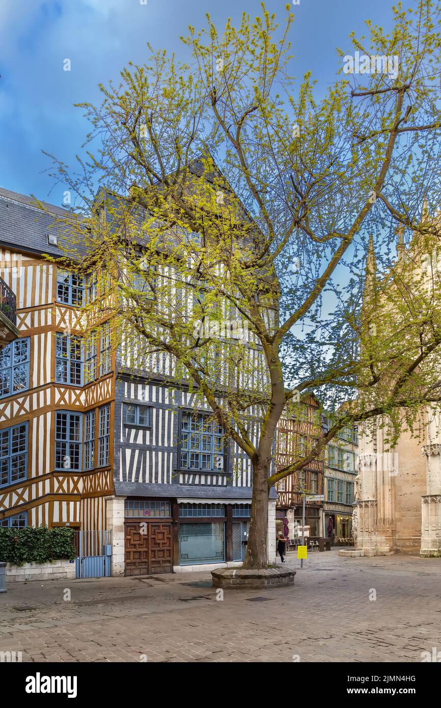 Medieval street in rouen hi-res stock photography and images - Alamy