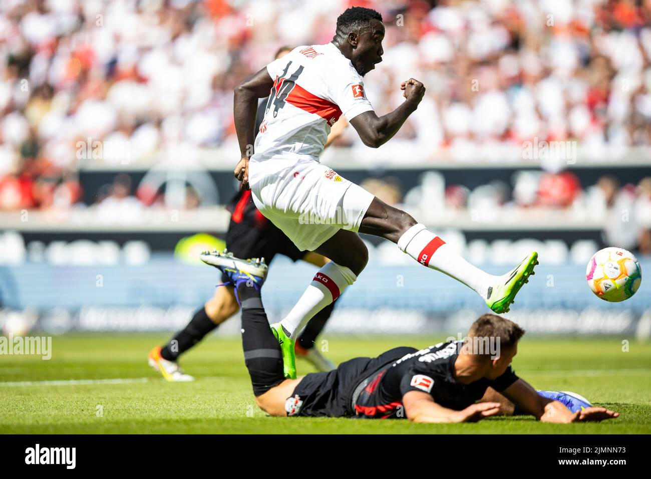 07 August 2022, Baden-Wuerttemberg, Stuttgart: Soccer: Bundesliga, VfB Stuttgart - RB Leipzig, Matchday 1, Mercedes-Benz Arena. Stuttgart's Silas Katompa Mvumpa in action. Photo: Tom Weller/dpa - IMPORTANT NOTE: In accordance with the requirements of the DFL Deutsche Fußball Liga and the DFB Deutscher Fußball-Bund, it is prohibited to use or have used photographs taken in the stadium and/or of the match in the form of sequence pictures and/or video-like photo series. Stock Photo