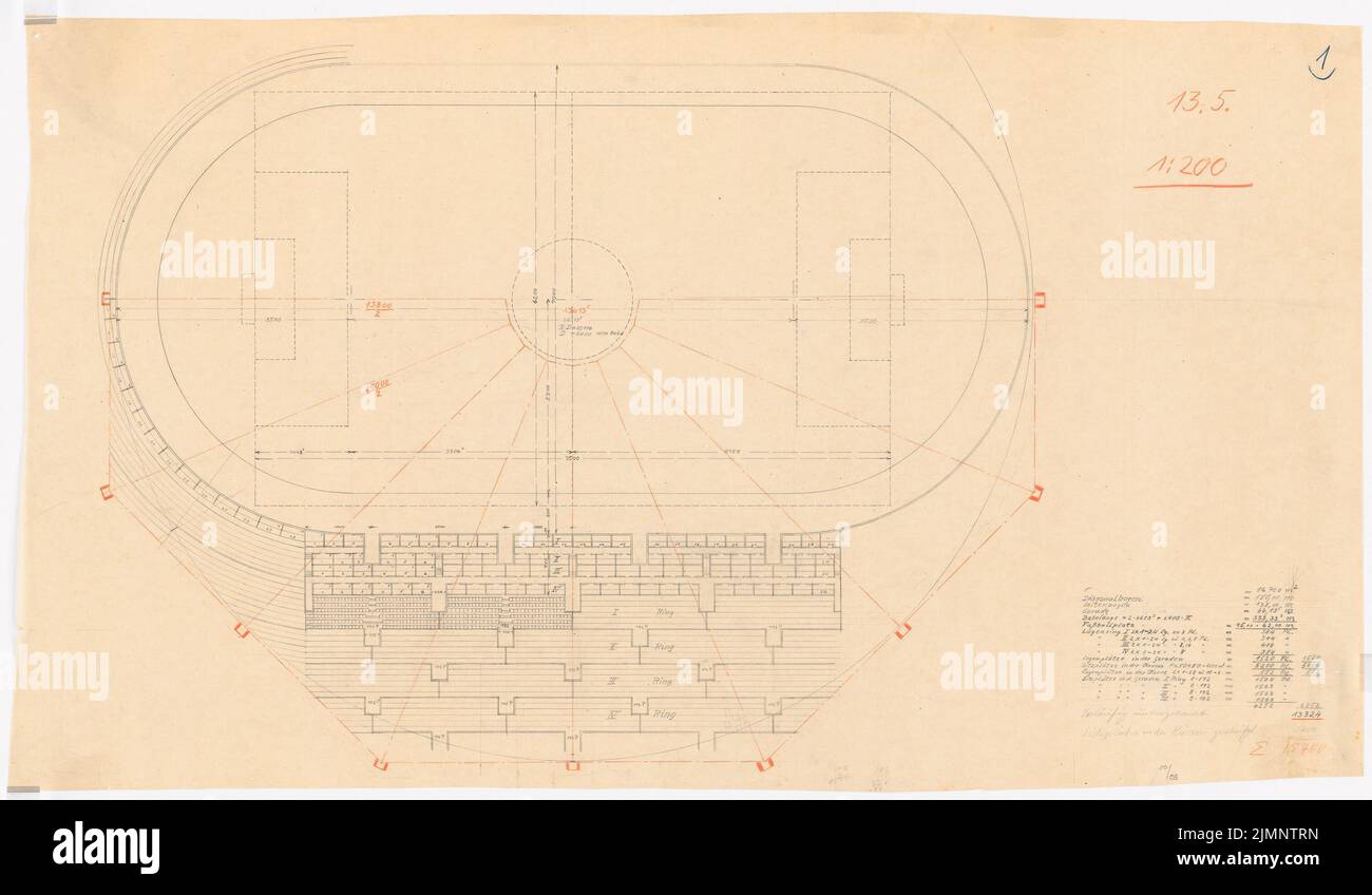 Poelzig Hans (1869-1936), Sporthalle, Berlin (May 13th): Floor plan with seating plan 1: 200. Pencil and colored pencil on transparent, 59.4 x 101.9 cm (including scan edges) Poelzig Hans  (1869-1936): Sporthalle, Berlin Stock Photo