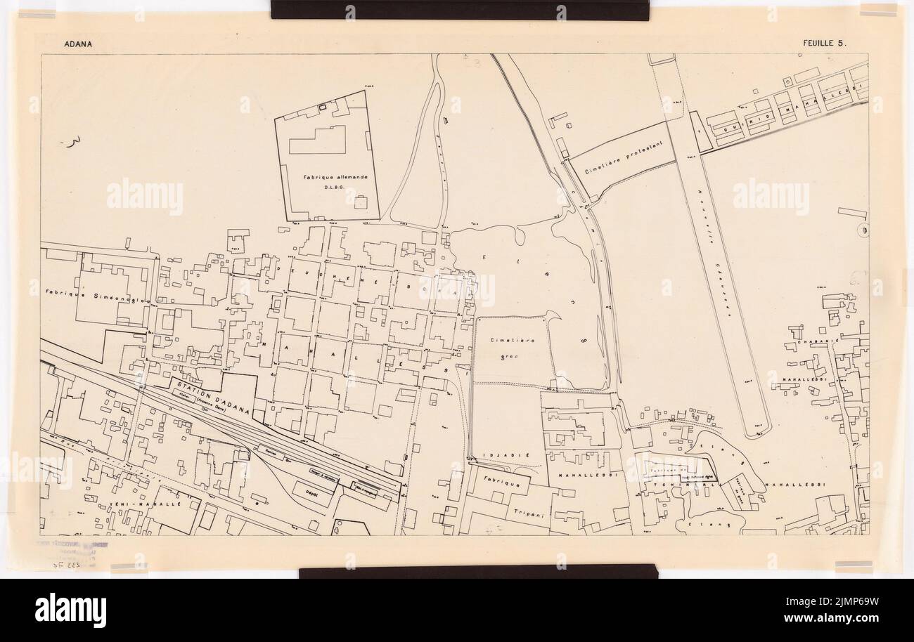 Jansen Hermann (1869-1945), urban planning in Adana (08.1918): Planning document city map in 12 parts, here sheet 5, 1: 2000, scale bar. Light break on film, 38.3 x 60.4 cm (including scan edges) Jansen Hermann  (1869-1945): Stadtplanung, Adana Stock Photo
