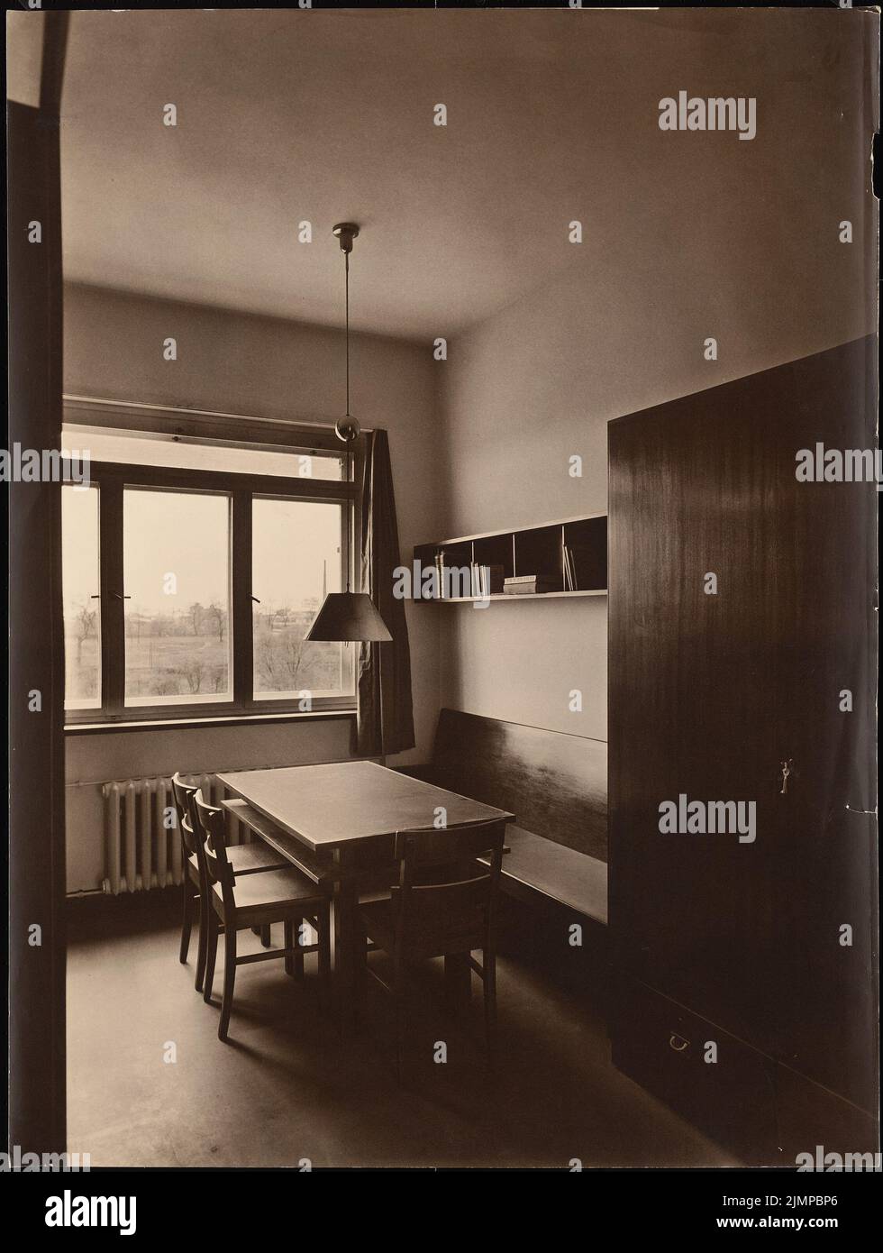 Beckmann Conrad, police service building in BerlinKöpenick (19301930) Interior view of a room