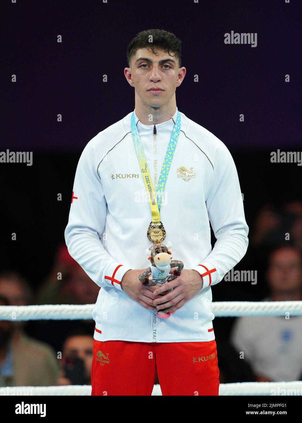 England's Lewis Williams with his Gold Medal after the Men's Heavy (86-92kg) at The NEC on day ten of the 2022 Commonwealth Games in Birmingham. Picture date: Sunday August 7, 2022. Stock Photo