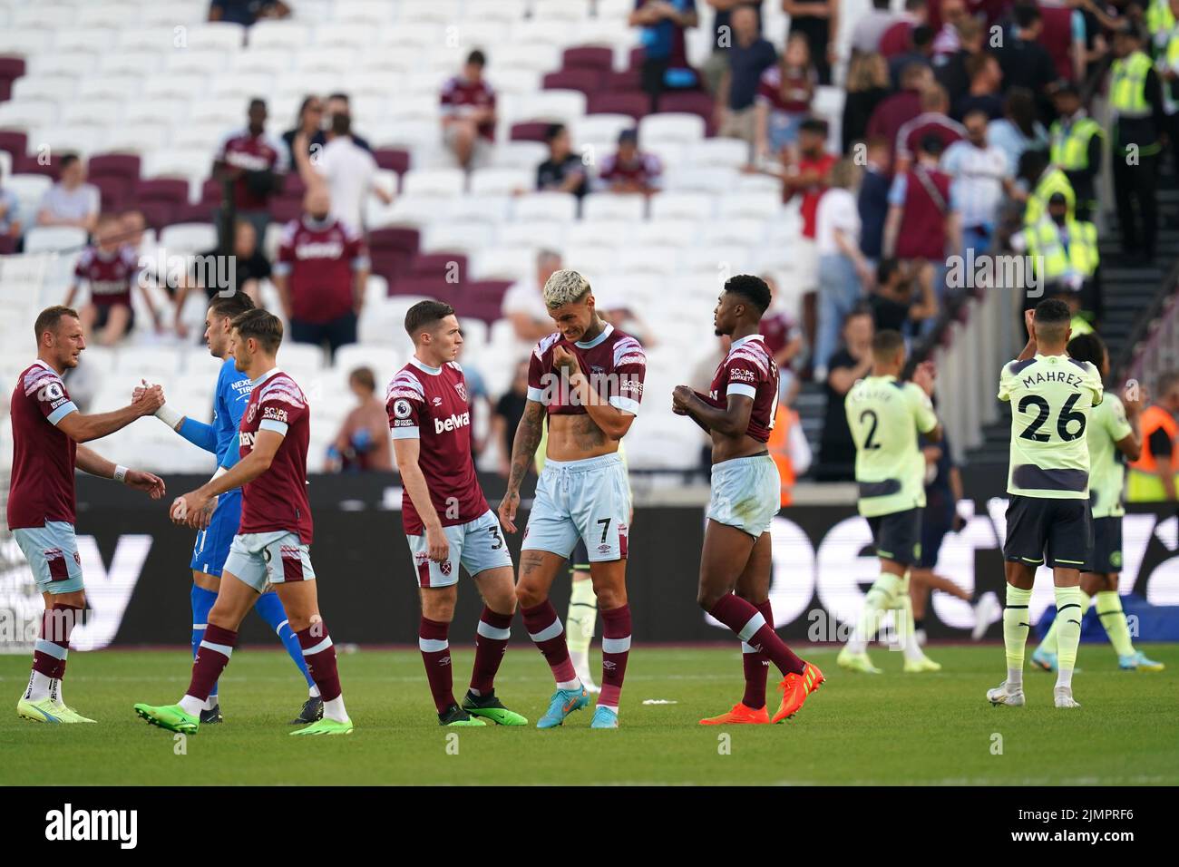 West Ham United's Gianluca Scamacca (centre) reacts following during the Premier League match at London Stadium. Picture date: Sunday August 7, 2022. Stock Photo