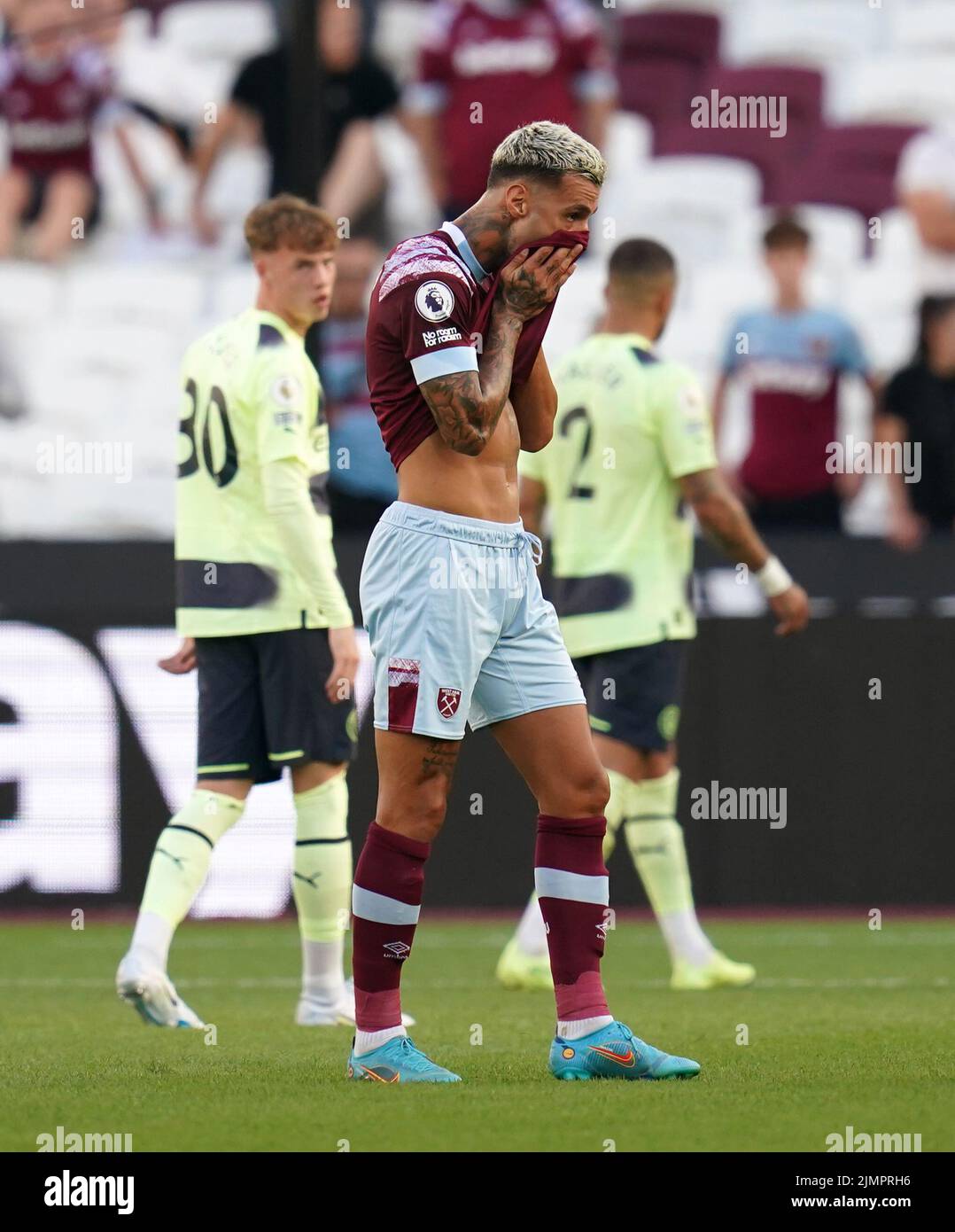 West Ham United's Gianluca Scamacca (centre) reacts following during the Premier League match at London Stadium. Picture date: Sunday August 7, 2022. Stock Photo