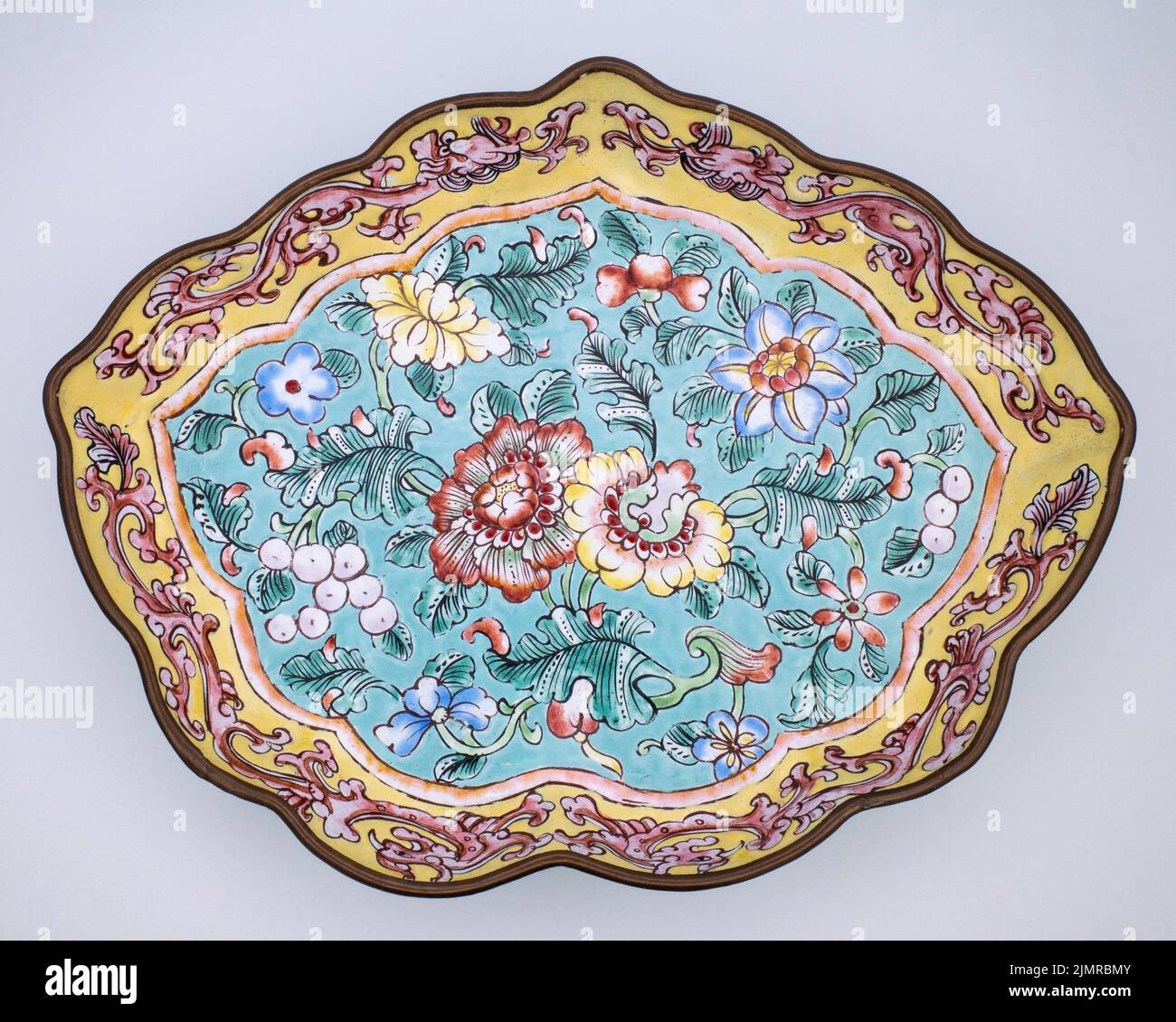 Chinese enamelled tray hires stock photography and images Alamy