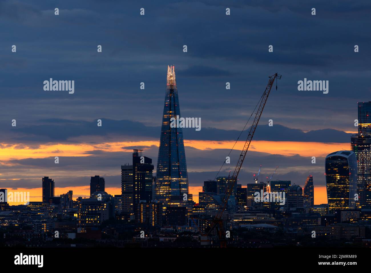 72 storey skyscraper hi-res stock photography and images - Alamy