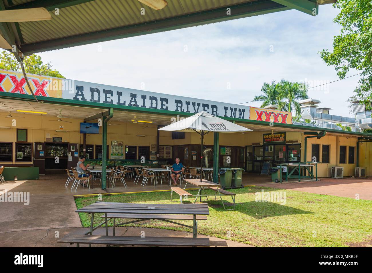 Adelaide river inn, northern territory hires stock photography and