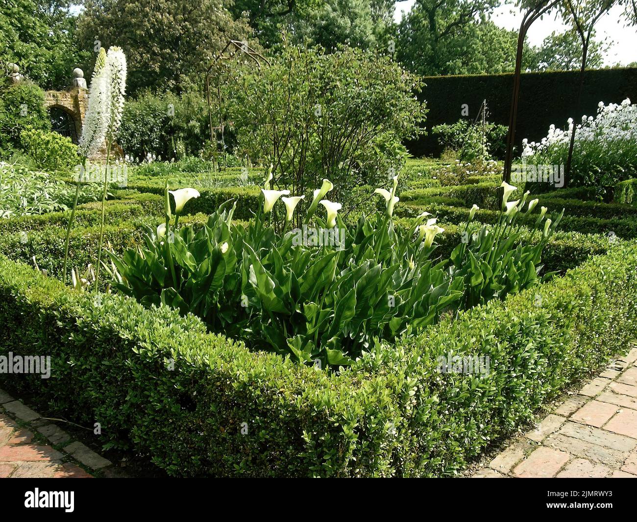 The Elizabethan tower at Sissinghurst in summer, one of the most famous